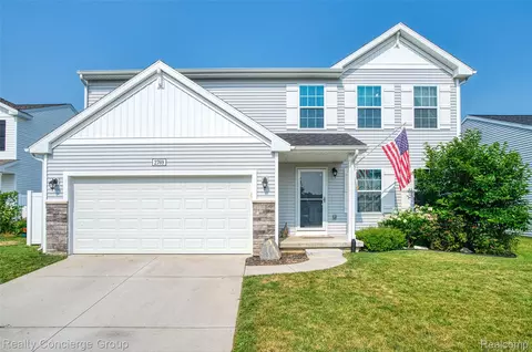 2769 Jordan River Dr, Fowlerville, MI 48836