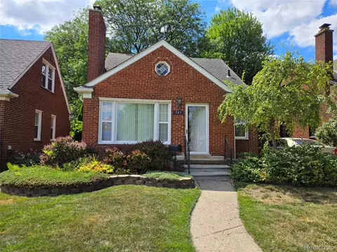 145 N Lafayette St, Dearborn, MI 48128