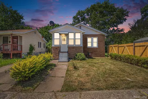 6037 Plainview Ave, Detroit, MI 48228