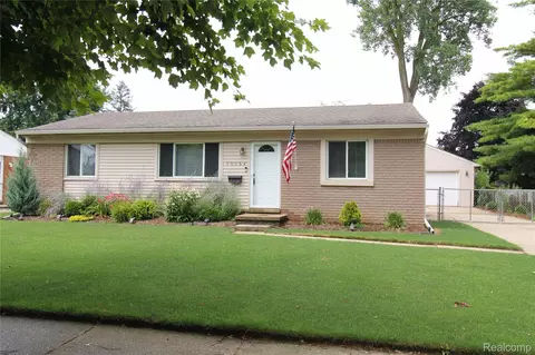 10054 Fairview St, Taylor, MI 48180