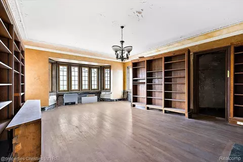 (°_°  19366 Lucerne Drive, Detroit, MI 48203 - MLS# 20251019079