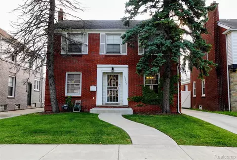 18229 Littlefield St, Detroit, MI 48235