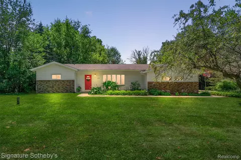 6694 Lierman Rd, Imlay City, MI 48444