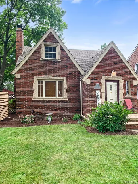 1843 23rd St, Wyandotte, MI 48192