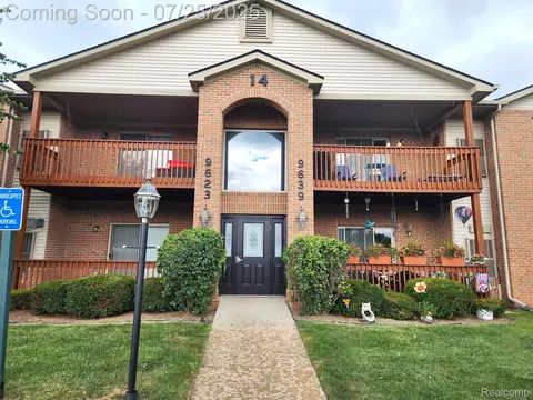 9639 Wildflower Ct #16, Van Buren, MI 48111