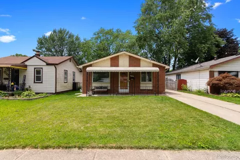 6140 Harold St, Taylor, MI 48180