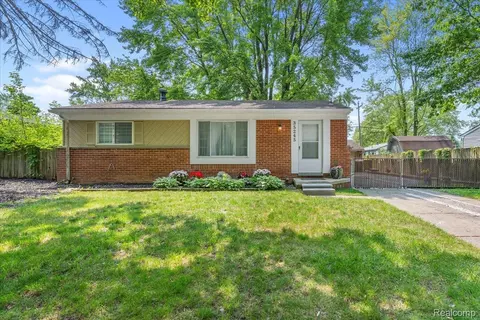 35245 Wick Rd, Romulus, MI 48174