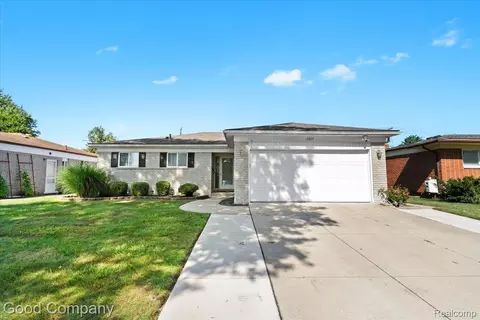 2307 Castleton Dr, Troy, MI 48083 photo 1