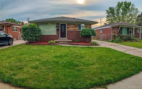 4420 Katherine St, Dearborn Heights, MI 48125