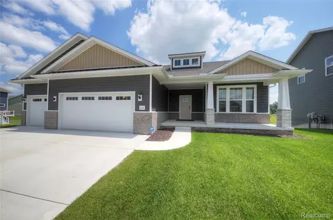 2131 Gambrel Ln, Marion, MI 48843