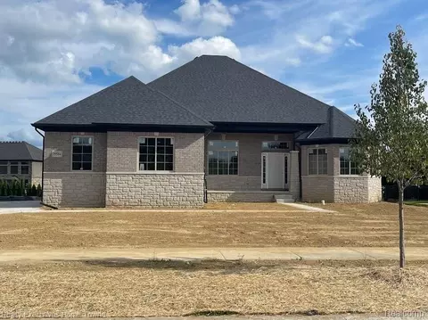50860 Timberstone Dr, Macomb, MI 48042