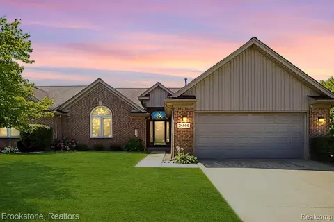 34950 Mourning Dove Ln, Richmond, MI 48062