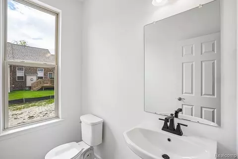 Bath - 20776 Burn Dr, Macomb, MI 48044 photo 1 of 4