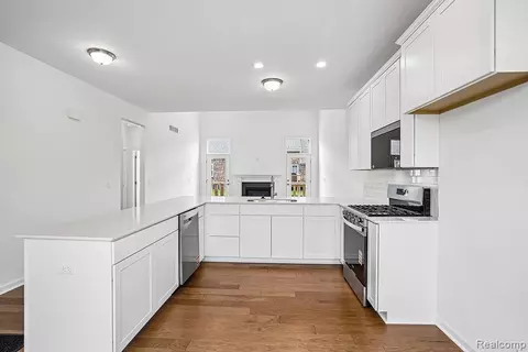 Kitchen - 20776 Burn Dr, Macomb, MI 48044 photo 2 of 4