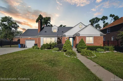 17341 Birchcrest Dr, Detroit, MI 48221