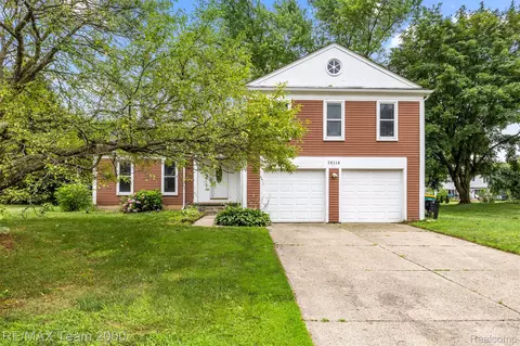 28118 Gettysburg St, Farmington, MI 48331