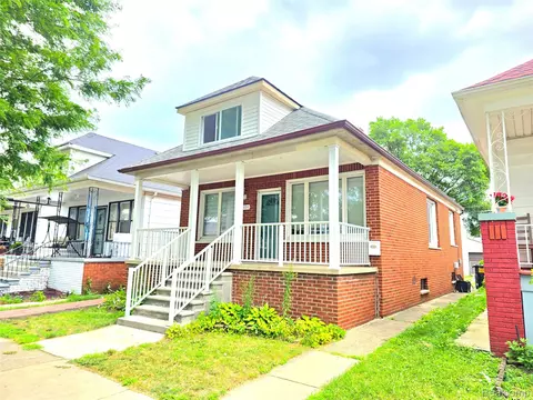 3934 Commor St, Hamtramck, MI 48212