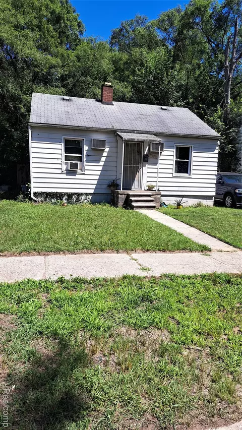 19940 Faust Ave NW, Detroit, MI 48219