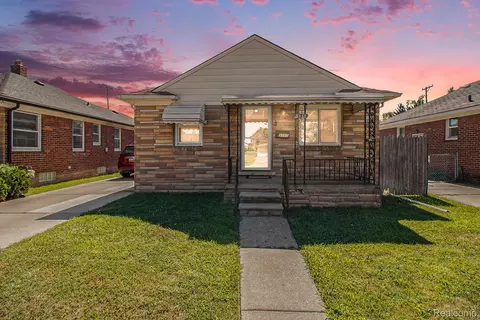 3111 Ferris Ave, Lincoln Park, MI 48146