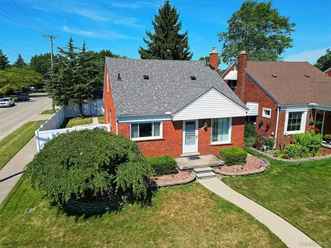 9408 Niver Ave, Allen Park, MI 48101