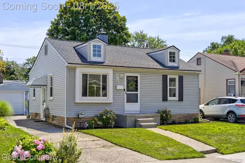 626 E Shevlin Ave, Hazel Park, MI 48030