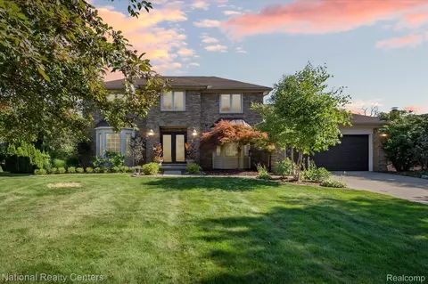 35229 Vargo St, Livonia, MI 48152