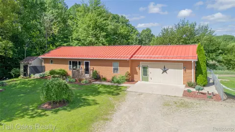 4097 Berlin Dr, Marathon, MI 48464