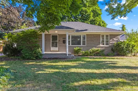 42475 Postiff Ave, Plymouth, MI 48170