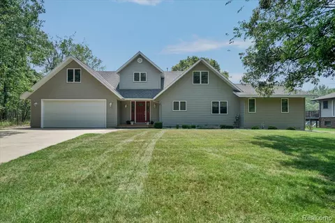 9683 Shore Dr, Pigeon, MI 48755