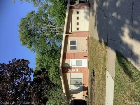467 Forest St, Westland, MI 48186