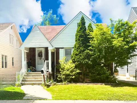 6019 Payne Ave, Dearborn, MI 48126