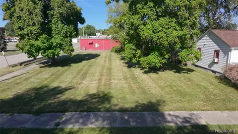 4248 Coolidge Ave, Lincoln Park, MI 48146