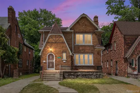 17545 Roselawn St, Detroit, MI 48221