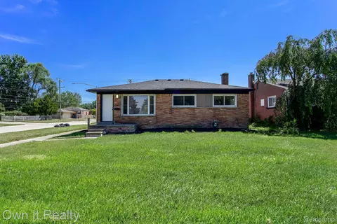 32411 Grandview Ave, Westland, MI 48186