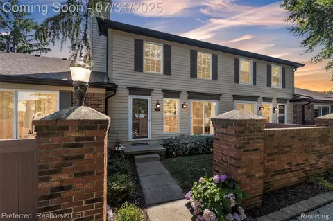 725 Eastwind Dr, Canton, MI 48188