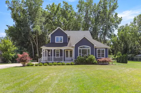 30511 West Rd, Huron, MI 48164
