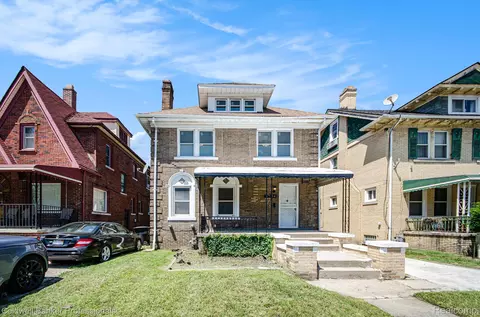 2704 Burlingame St, Detroit, MI 48206
