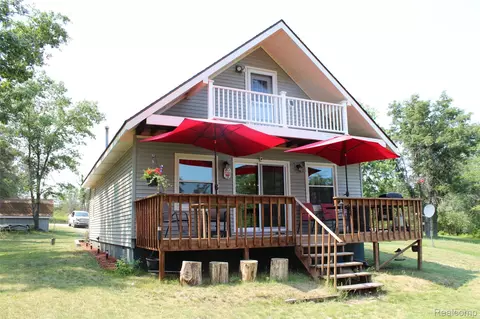 3403 Eggleston Rd, Mentor, MI 48647