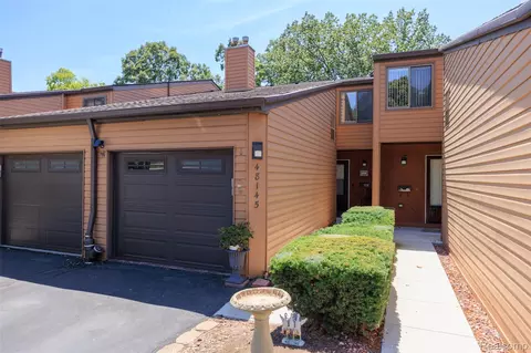 48145 Bayshore Dr, Van Buren, MI 48111