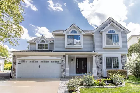 47302 Butler Ln, Novi, MI 48374
