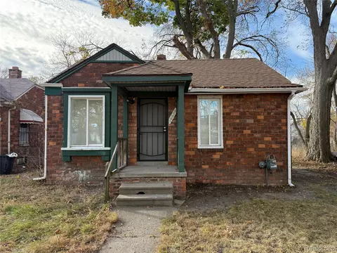 19979 Lumpkin St, Detroit, MI 48234