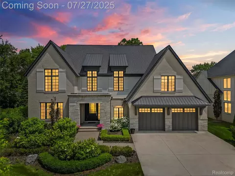 3792 Poppleton Ct, Troy, MI 48084