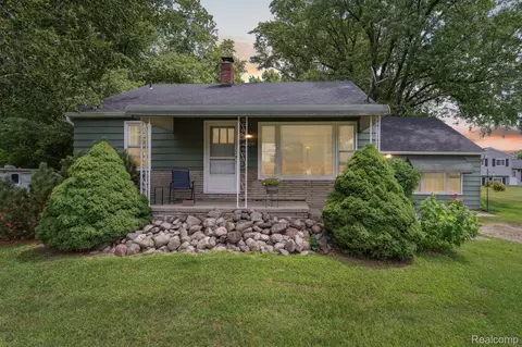 14068 Belsay Rd, Thetford, MI 48746