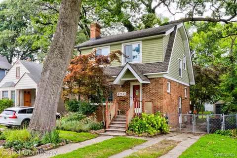 850 Marshfield St, Ferndale, MI 48220
