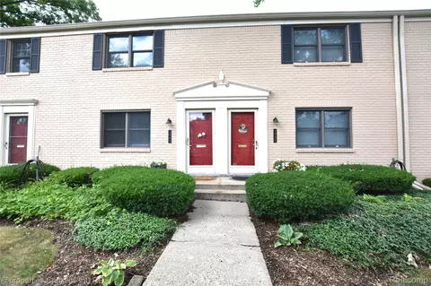 1983 Graefield Rd, Birmingham, MI 48009
