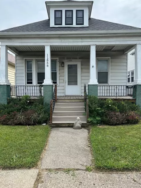 11658 Lumpkin St, Hamtramck, MI 48212