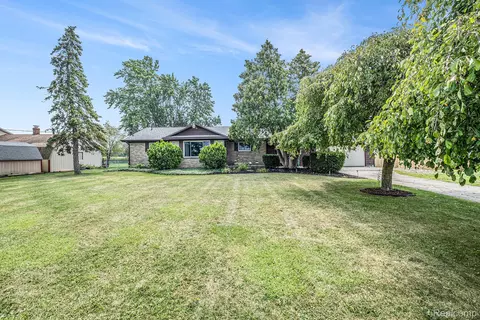 12183 W Grand Blanc Rd, Durand, MI 48429
