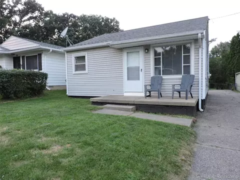 4014 Jacque St, Flint, MI 48532