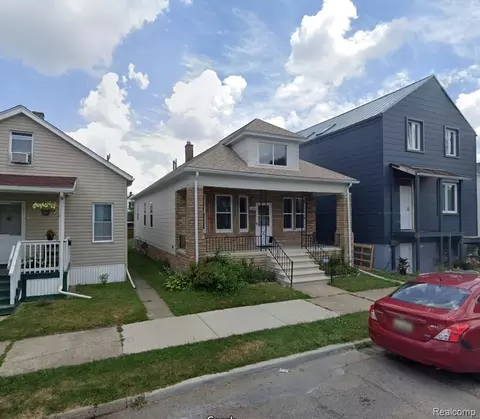 11390 Sobieski St, Hamtramck, MI 48212