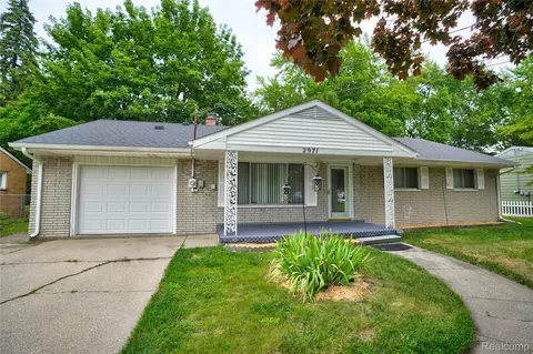 2971 Welland Dr, Buena Vista, MI 48601